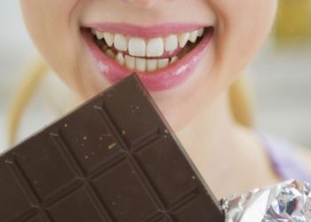Оказалось, что мозг женщин с анорексией не реагирует на сладкие продукты