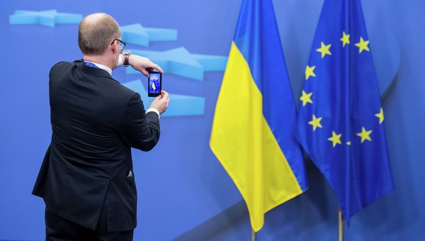 Миссия ЕС начала работу по проверке готовности Украины к безвизовому режиму
