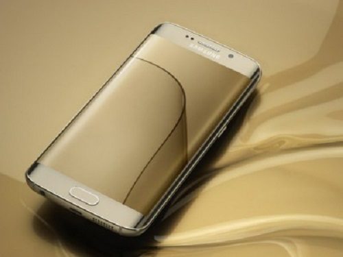 Samsung Galaxy S6 Edge назвали лучшим гаджетом, представленным на MWC 2015