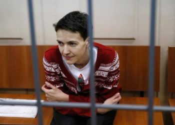 РФ разрешила украинским медикам осмотреть Савченко