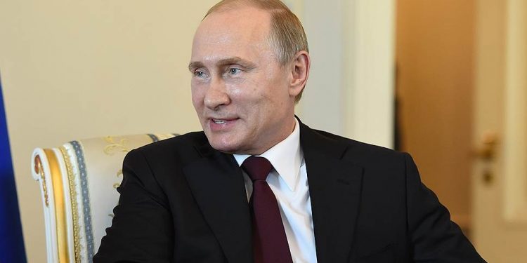 Путин назвал информацию о своей болезни сплетнями