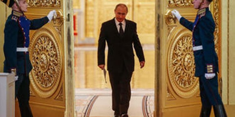 Окружение Путина не пустит его живым в Гаагу, - источник