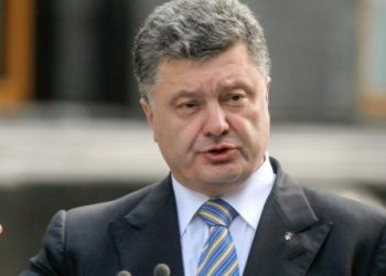 Порошенко уверен, что действия агрессора остановлены