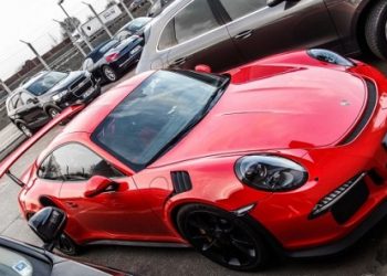 Представлены новые фото Porsche 911 GT3 RS