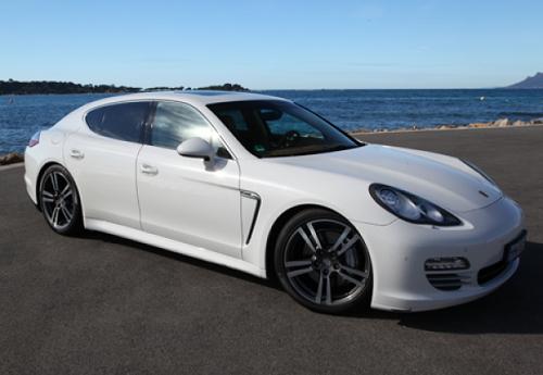 Porsche Panamera нового поколения появится в 2016 году