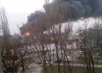 В Днепропетровской области горел пенопластовый завод