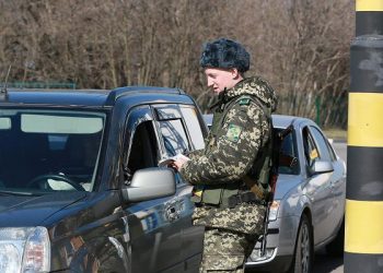 К террористам не позволили 58 грузовиков без документов