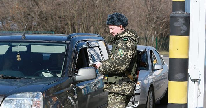 К террористам не позволили 58 грузовиков без документов