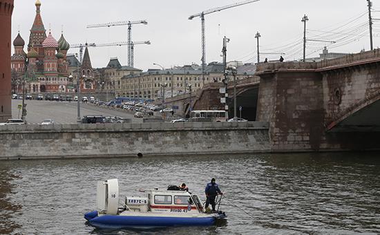 Два пистолета нашли в Москве-реке вблизи места убийства Бориса Немцова