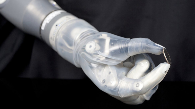 Эксперты разработали высокочувствительную искусственную руку