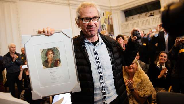 Шведского художника наградили за карикатуры на Мухаммеда