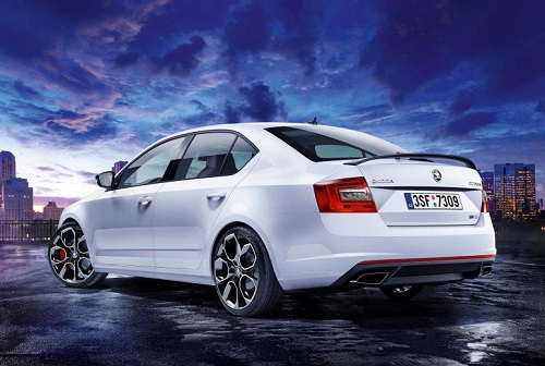 Skoda Octavia RS 230 представят на автосалоне в Женеве