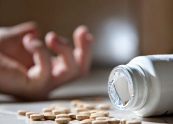 В Одессе спасли молодую девушку, которая пыталась совершить суицид
