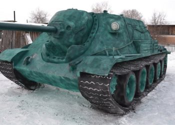 Фанат World of Tanks сделал снежную копию танка