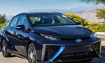 Toyota Mirai поступит летом в продажу на европейский рынок