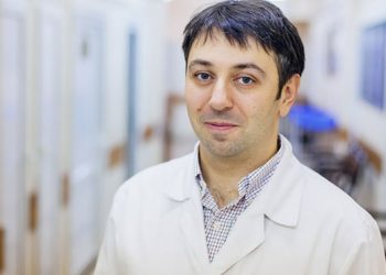Ученые научились очищать геном человека от ВИЧ