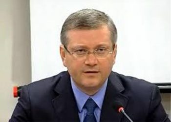 Вилкул хочет бежать из страны