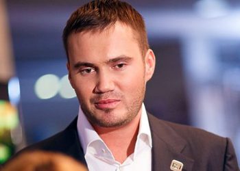 Из Facebook пропала страница Януковича-младшего