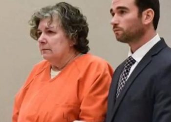 В США пенсионерка убила и расчленила своего мужа из за переезда