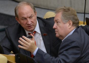 Коммунисты выступили за отставку посла в Украине Михаила Зурабова