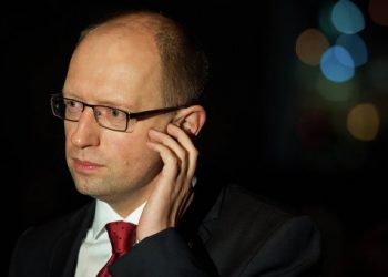 Яценюк рассказал о запланированной встрече с Туском