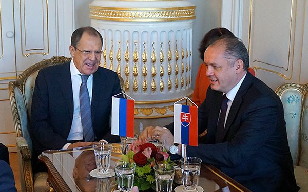 Президент Словакии напомнил Лаврову об оккупации Крымского полуострова