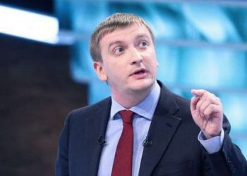 Петренко рассказал, когда в Украине завершится процесс люстрации
