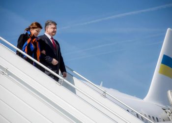 Президент Украины улетел в Швейцарию