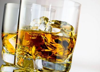 Ученые выяснили, кому грозит стать алкоголиком
