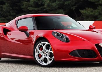 Alfa Romeo планирует выпустить мощную бюджетную модель