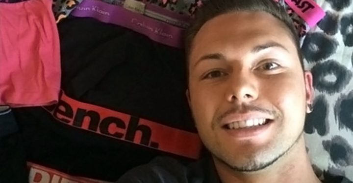 Парень, зависимый от нижнего белья, разорился на трусах