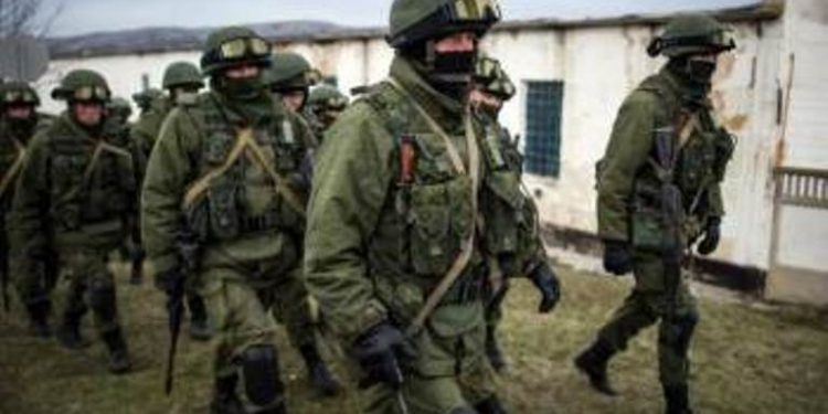 Тымчук: Боевики перебросили на передовую вооруженных спецназовцев ГРУ