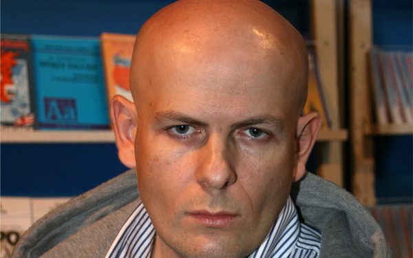 В Киеве прощаются с убитым журналистом Олесем Бузиной