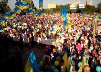 Семенченко призвал жителей Мариуполя выходить на митинг