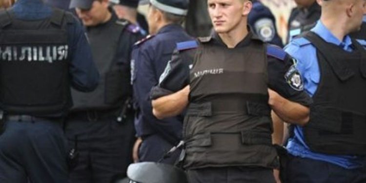 В Днепропетровске объявили режим повышенной боевой готовности