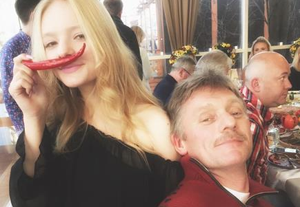 Дочь Пескова показала, как правильно танцевать тверк