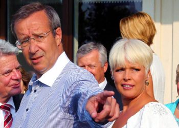 Президент Эстонии разводится с женой из-за ее неверности