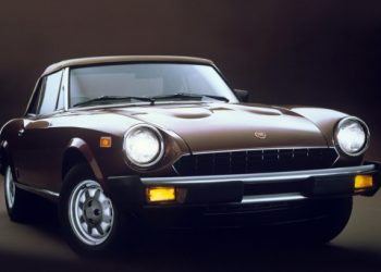 Компания Fiat намерена представить преемника легендарной модели 124 Spider уже в этом году