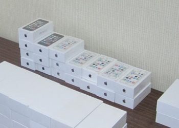 Украинец пытался вывести в Россию партию смартфонов на миллион гривен