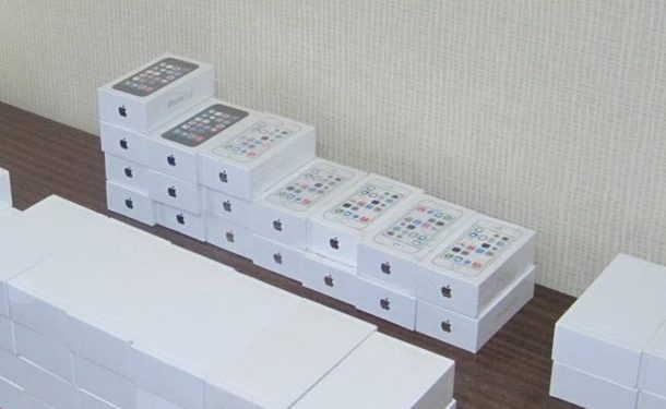 Украинец пытался вывести в Россию партию смартфонов на миллион гривен