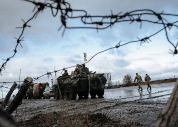 Вдоль линии фронта в Донбассе построят около трехсот опорных пунктов