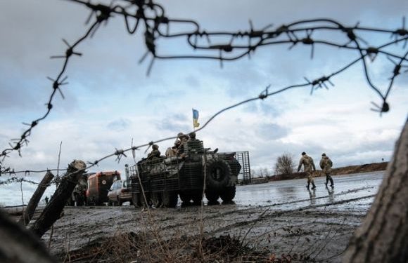 Вдоль линии фронта в Донбассе построят около трехсот опорных пунктов