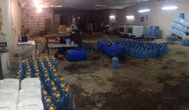 В Киеве изъяли фальсифицированную водку почти на миллион гривен