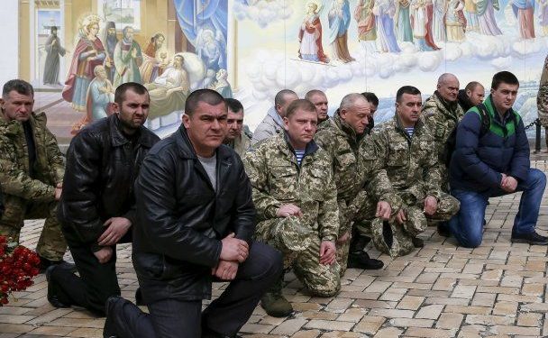 В Киеве простились с бойцом, которого публично расстрелял «Моторола»