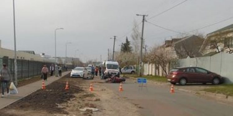 В Киеве мужчина разбился на украденном мотоцикле