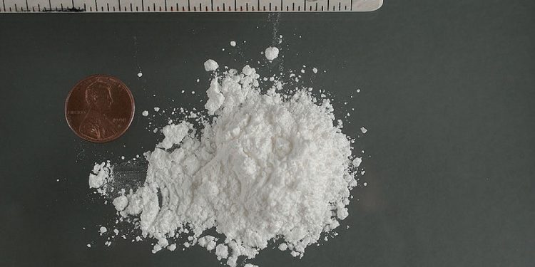 Британские ВМС задержали судно с кокаином