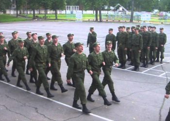 Видео с песней курсантов взорвало интернет