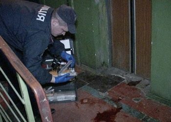В Киеве лифт покалечил женщину