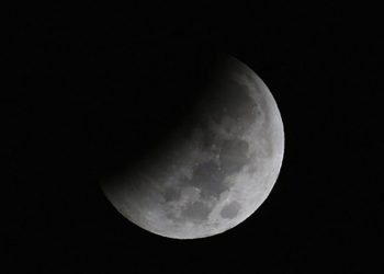 Полное лунное затмение, которое произойдет в апреле, будет самым коротким за столетие
