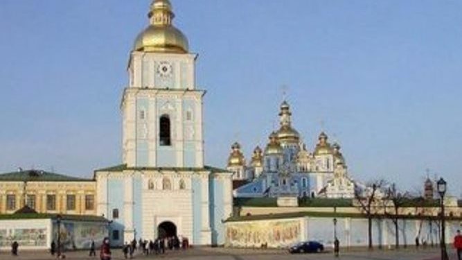 Киевляне разогнали магов, молившихся за мир в Украине